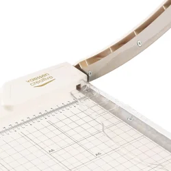 Guillotine Cutter 30x30 - Offwhite